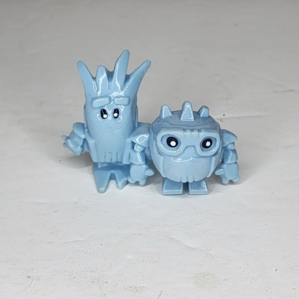 Disney Miles From Tomorrowland Tomy Icelings Blizzbert Flurrbo PVC Figure 2"